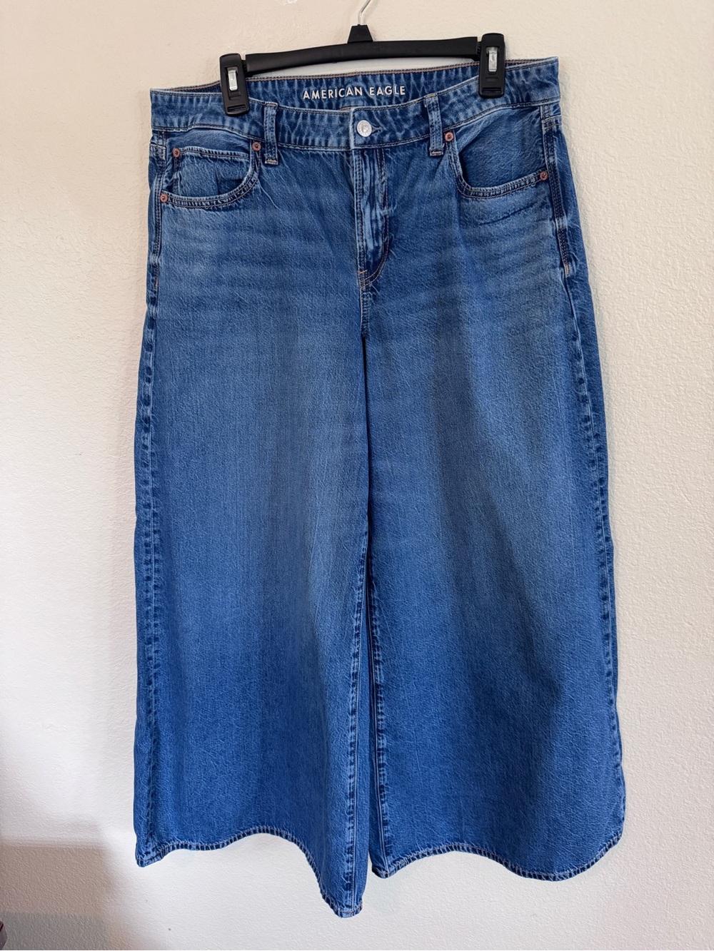 American Eagle Outfitters Mid-Blue Wide Leg Jeans